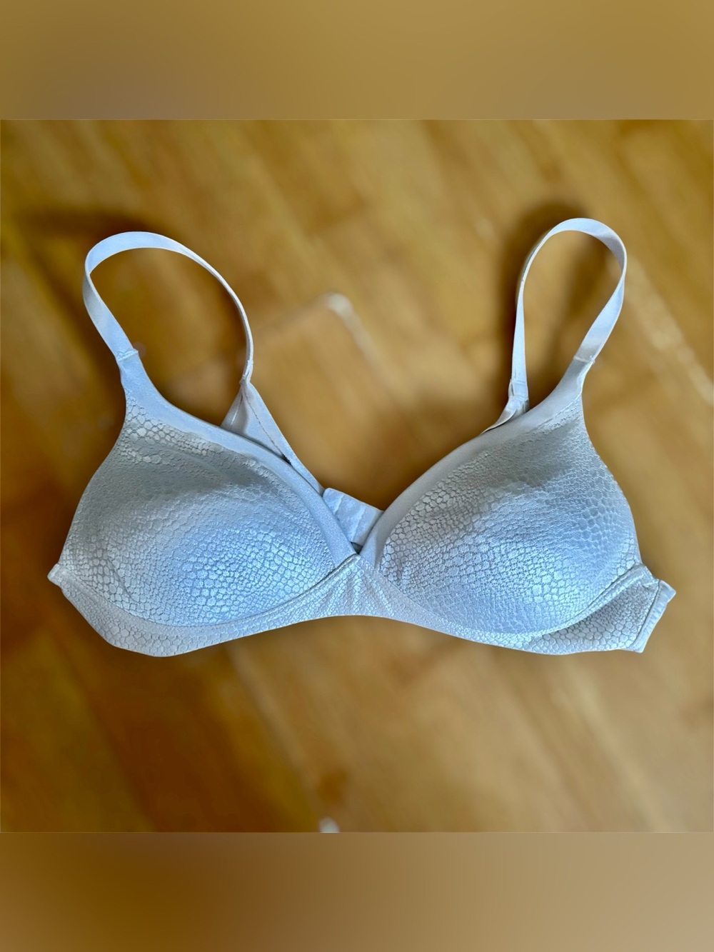Warner’s white bra - no wire 36 B